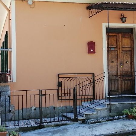 I Limoni Di Matteo Villa Biassa Екстериор снимка